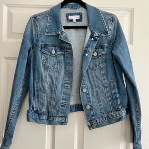 LOFT Blue Jean Jacket Classic Cropped Design